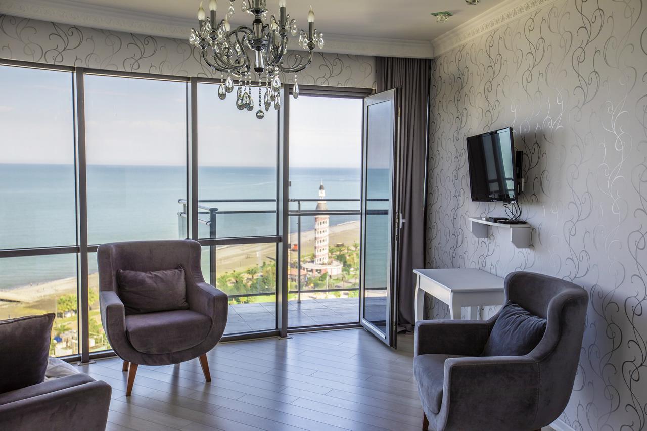 Tina'S Apartments With Panoramic Sea View Batoemi Buitenkant foto